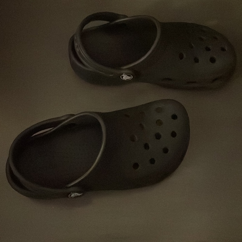 Crocs - Picture 3 of 3